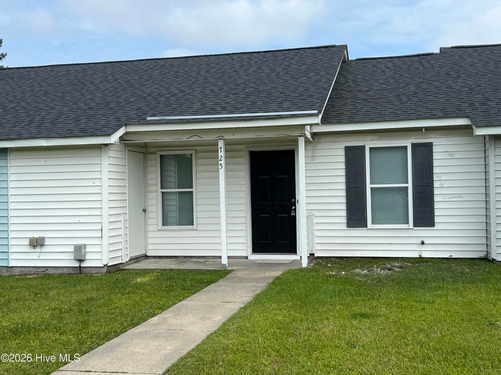Photo of 725 Pinewood Drive, Jacksonville, NC 28546 (MLS # 100593980)