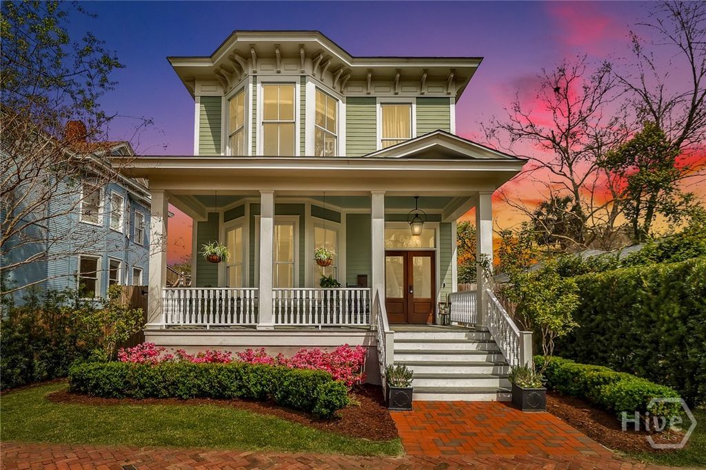 Photo of 518 E Bolton Street, Savannah, GA 31401 (MLS # SA338907)