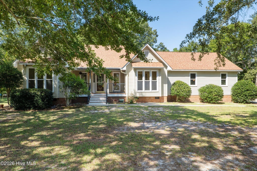 Photo of 822 Woodland Drive, New Ellenton, SC 29809 (MLS # 100605931)