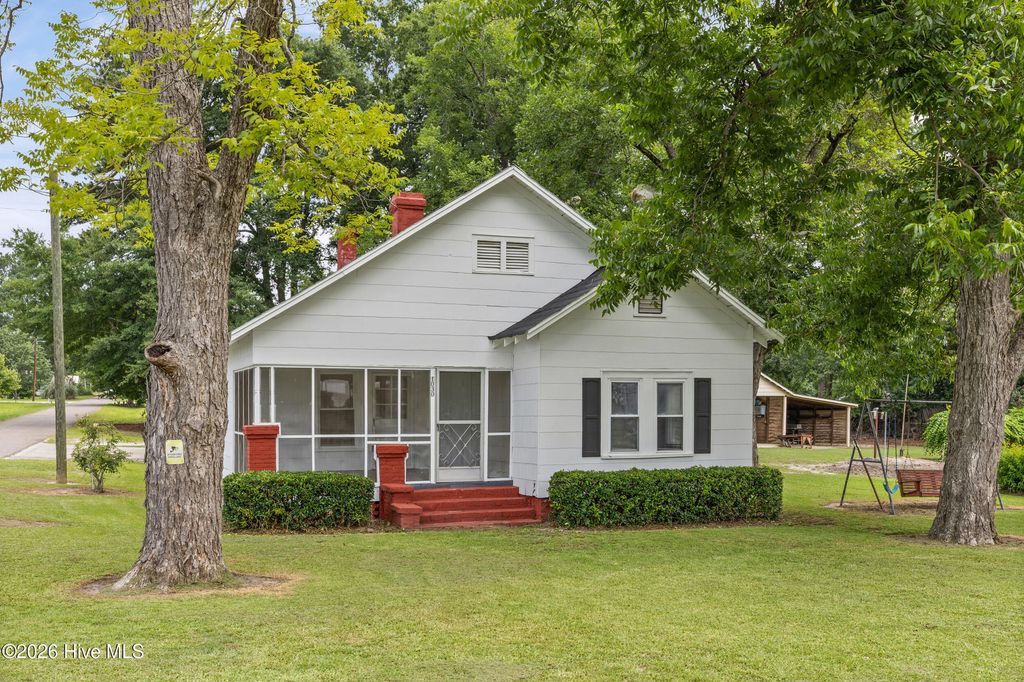 Photo of 1030 Rollins Street, Avera, GA 30803 (MLS # 100585517)