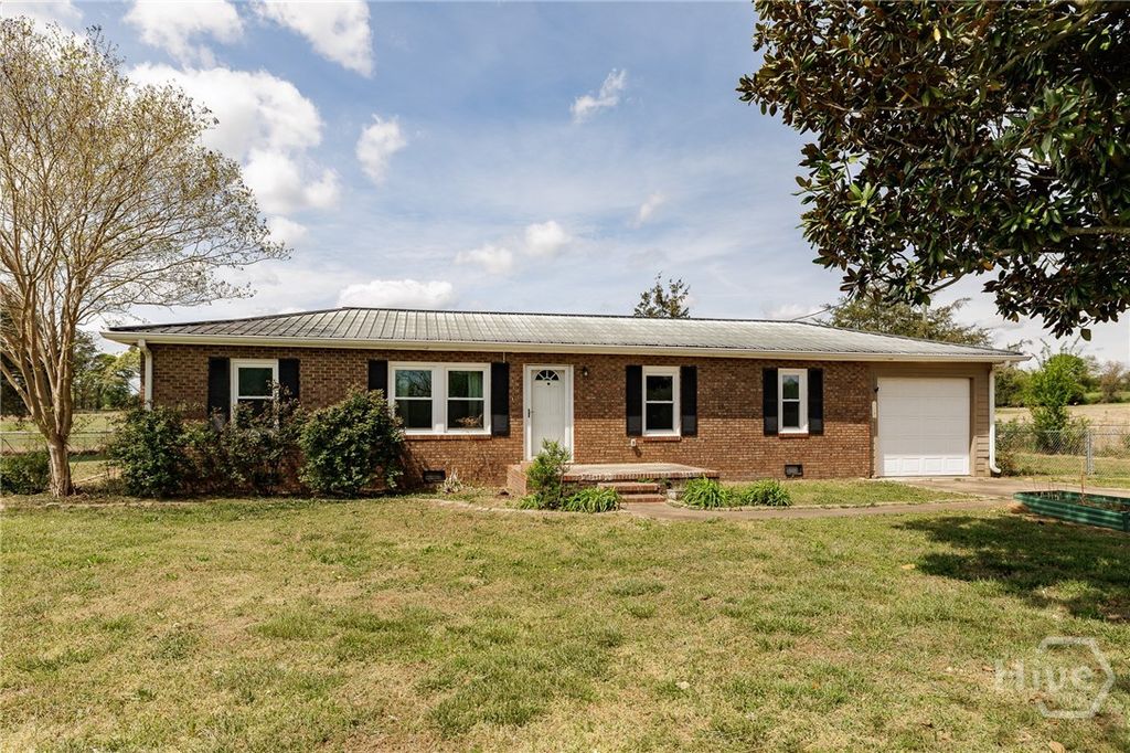 Photo of 386 Sandy Creek Road, Danielsville, GA 30633 (MLS # CL351438)