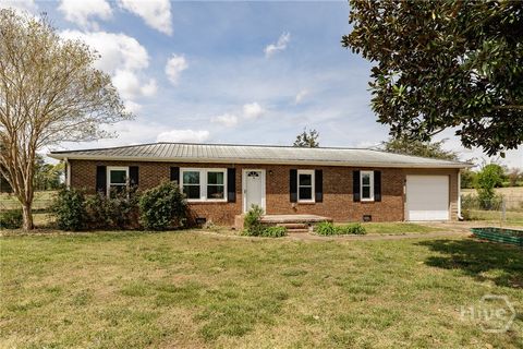 Photo of 386 Sandy Creek Road, Danielsville, GA 30633 (MLS # CL351438)