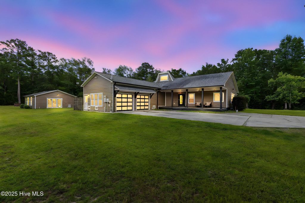 Photo of 7054 Healy Haven Lane NE, Leland, NC 28451 (MLS # 100520398)