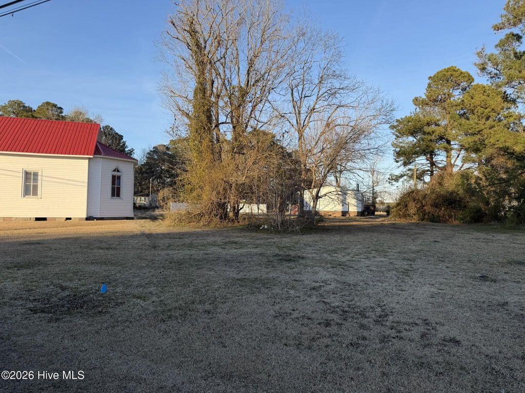 Photo of 372 W Pantego Street, Belhaven, NC 27810 (MLS # 100553664)