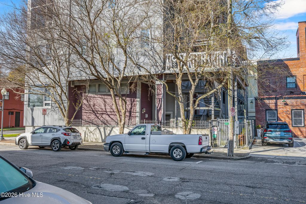 Photo of 801 N 4th Street #301, Wilmington, NC 28401 (MLS # 100562510)