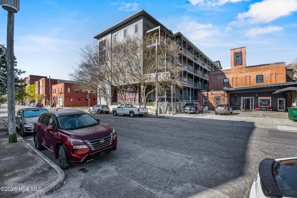 Photo of 801 N 4th Street #301, Wilmington, NC 28401 (MLS # 100562510)