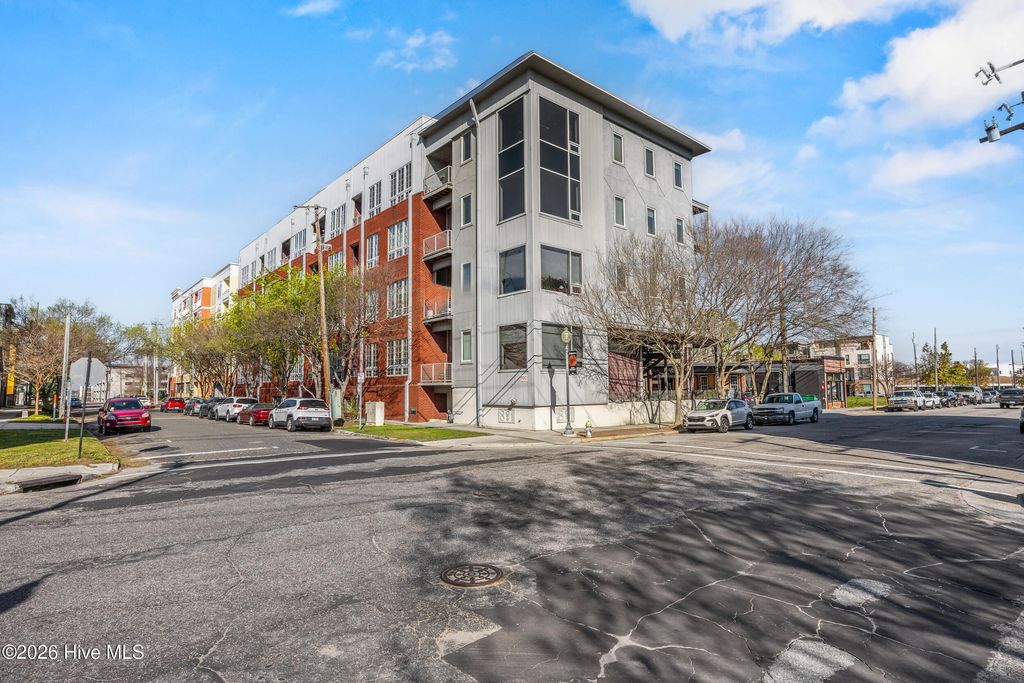 Photo of 801 N 4th Street #301, Wilmington, NC 28401 (MLS # 100562510)