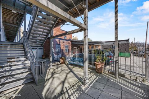 Tiny photo for 801 N 4th Street #301, Wilmington, NC 28401 (MLS # 100562510)