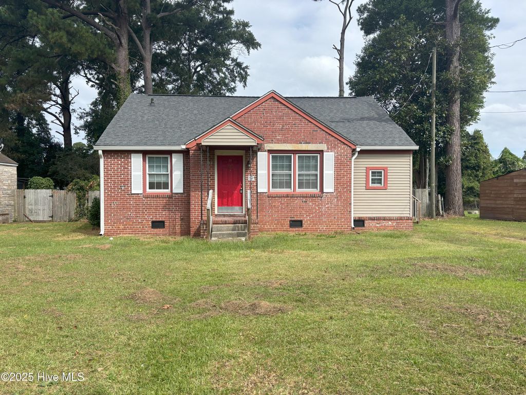 Photo of 19 Glendale Road, Jacksonville, NC 28540 (MLS # 100562422)