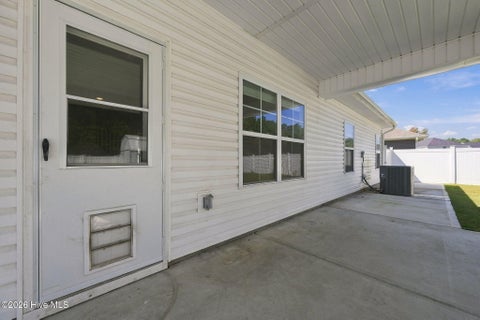 Tiny photo for 744 Greenwich Place, Richlands, NC 28574 (MLS # 100610817)
