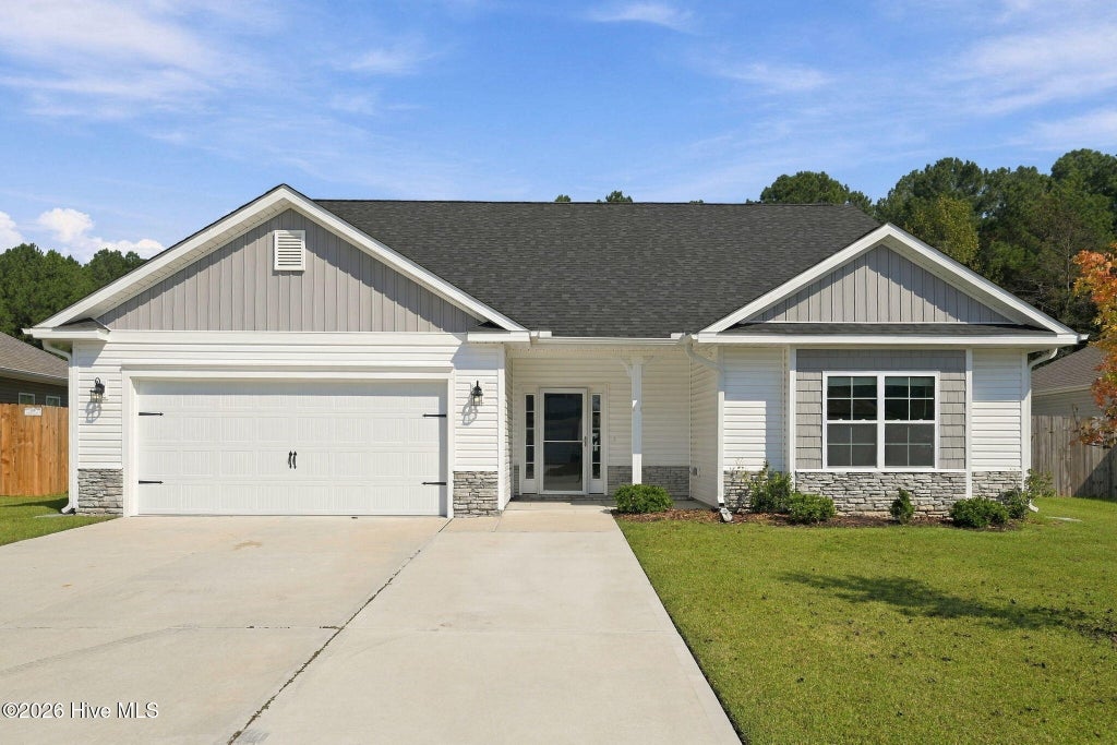Photo of 744 Greenwich Place, Richlands, NC 28574 (MLS # 100610817)