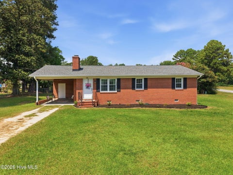 Homes For Sale - 141 Hinnant Street<br/> Snow Hill, NC 28580
