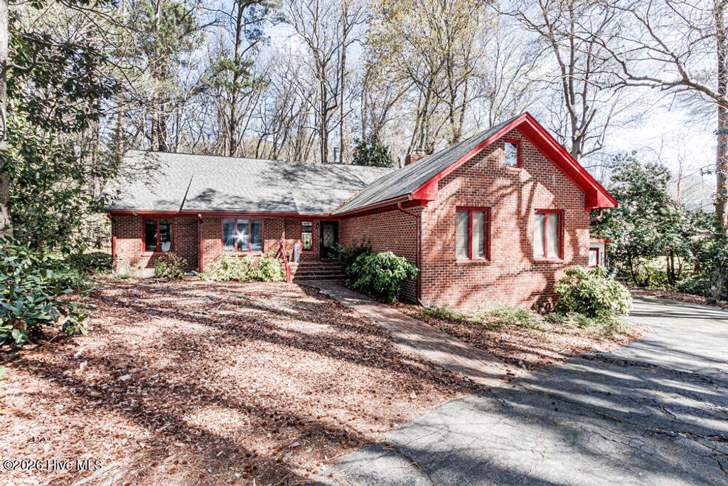 Photo of 3420 Mansfield Drive, Rocky Mount, NC 27803 (MLS # 100559379)