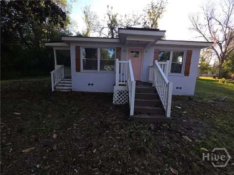 Homes For Sale - 819 S Railroad Avenue<br/> Springfield, GA 31329