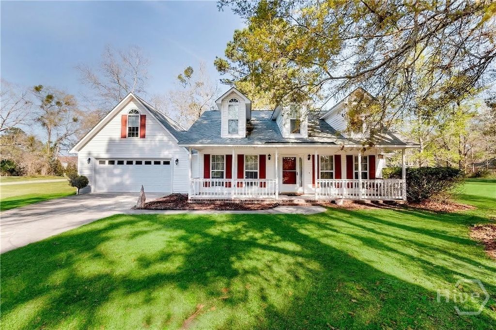 Photo of 15 Egrets Way Lane, Richmond Hill, GA 31324 (MLS # SA351257)