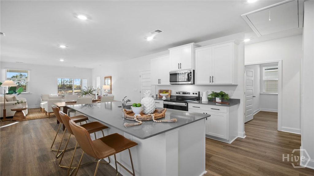 Photo of 1029 Lakes Boulevard, Brunswick, GA 31525 (MLS # SA348162)