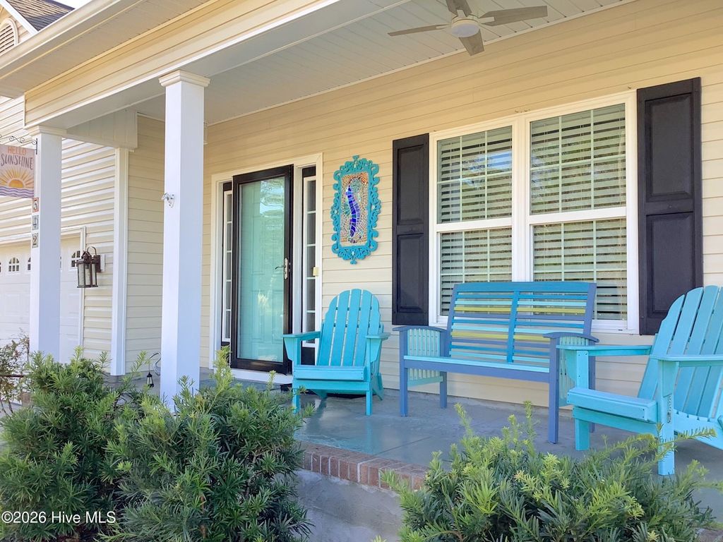 Photo of 542 Shipmast Court, Beaufort, NC 28516 (MLS # 100552929)