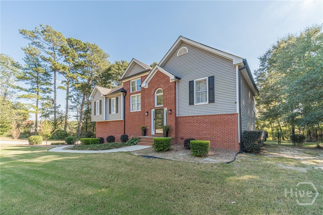 2095 Harfield Court