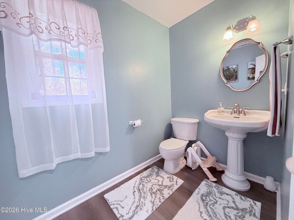 Photo of 112 Walnut Drive, Swansboro, NC 28584 (MLS # 100547609)