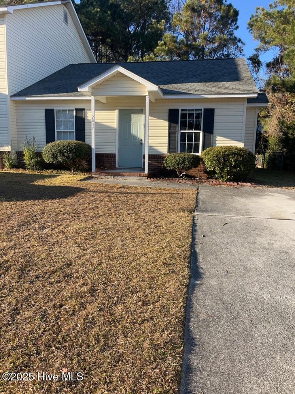 Photo of 2037 Brandymill Lane, Jacksonville, NC 28546 (MLS # 100545042)