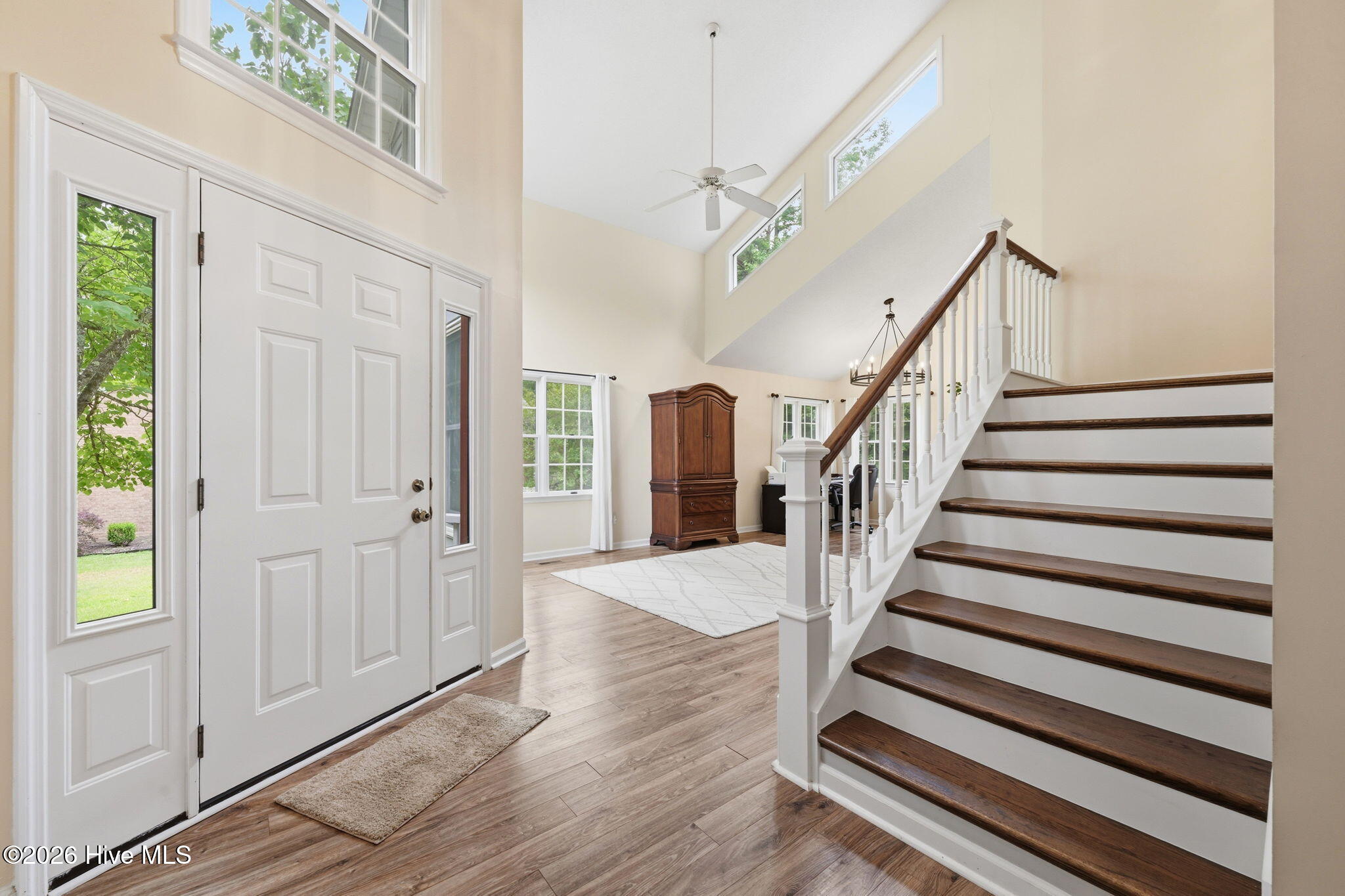 1216 Pine Valley Drive