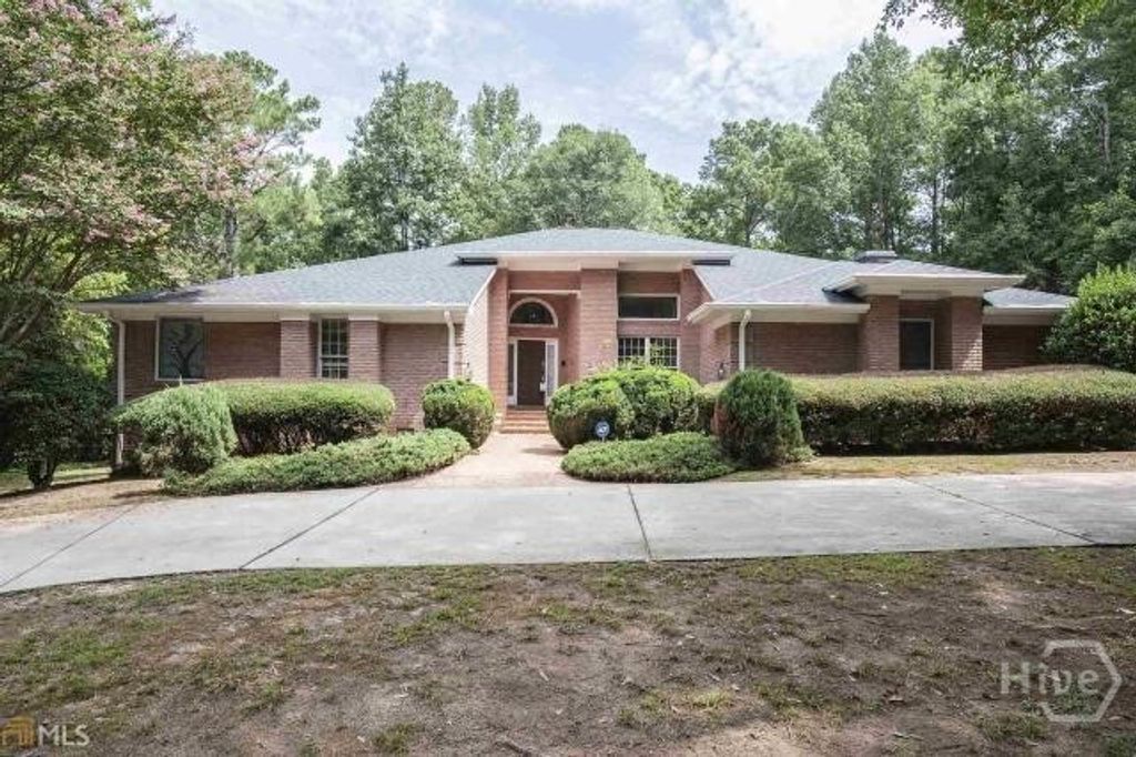 Photo of 1641 Wild Azalea Lane, Athens, GA 30606 (MLS # CL351615)