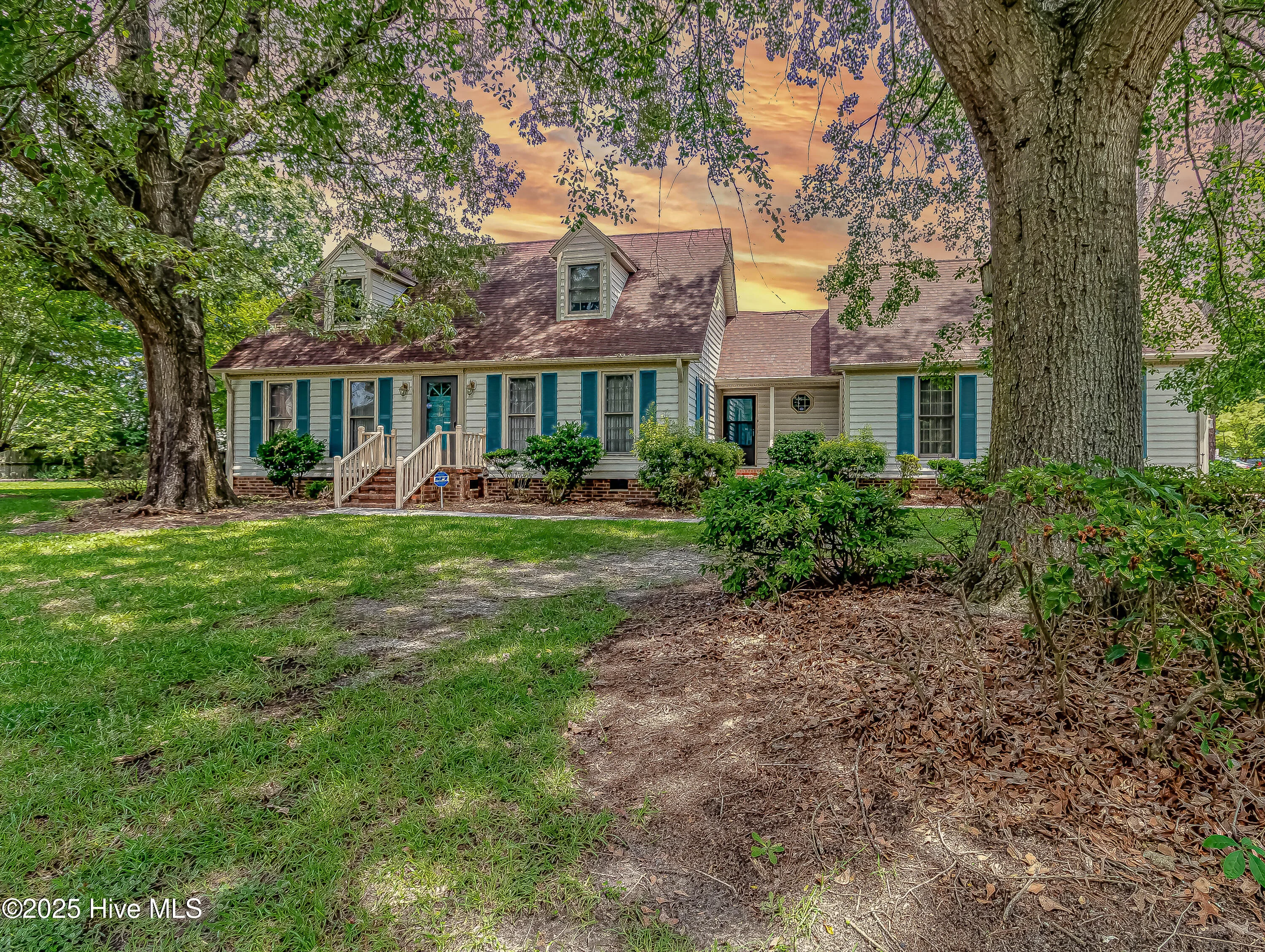 206 Maplewood Drive