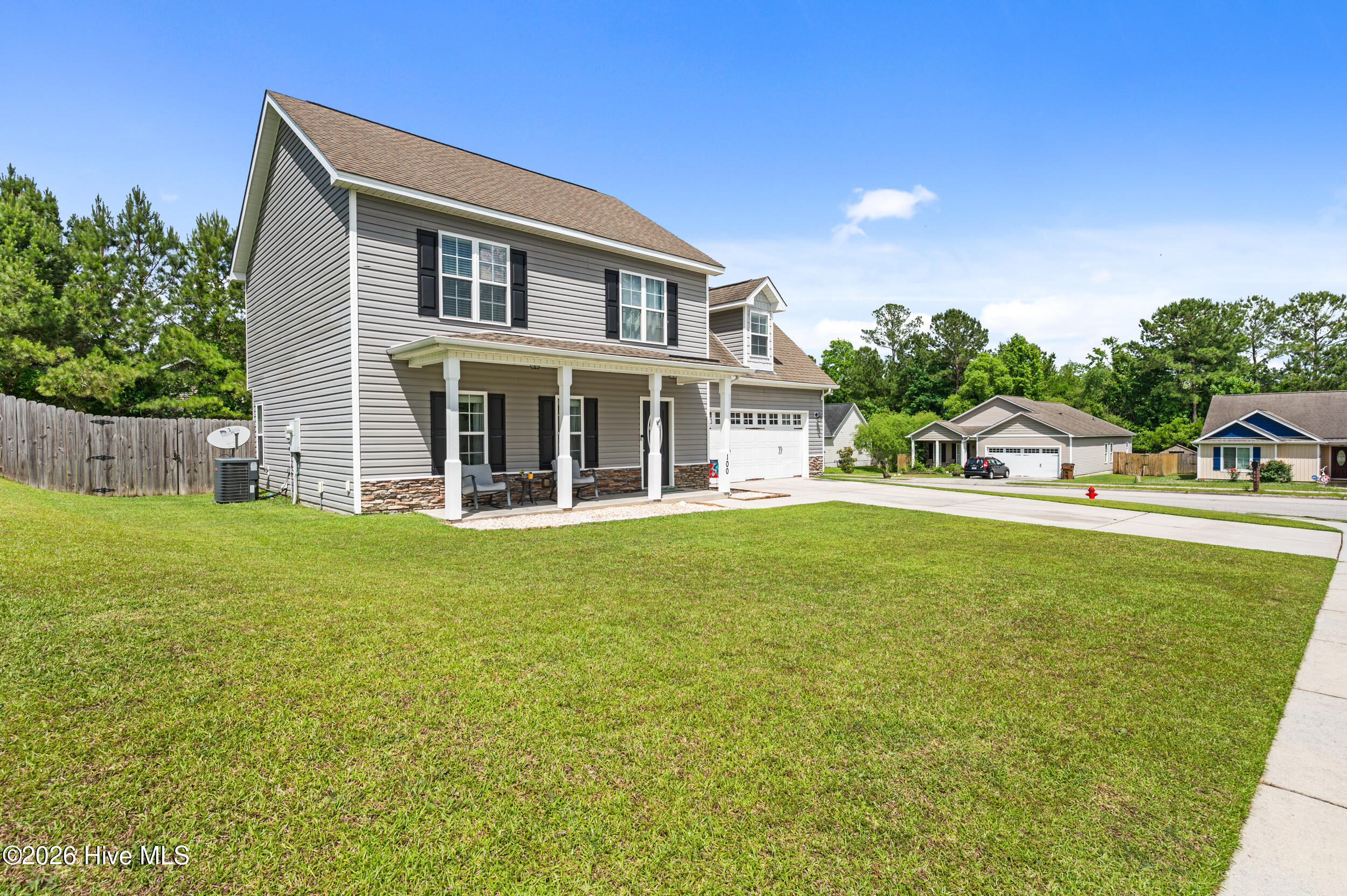 100 Tupelo Court