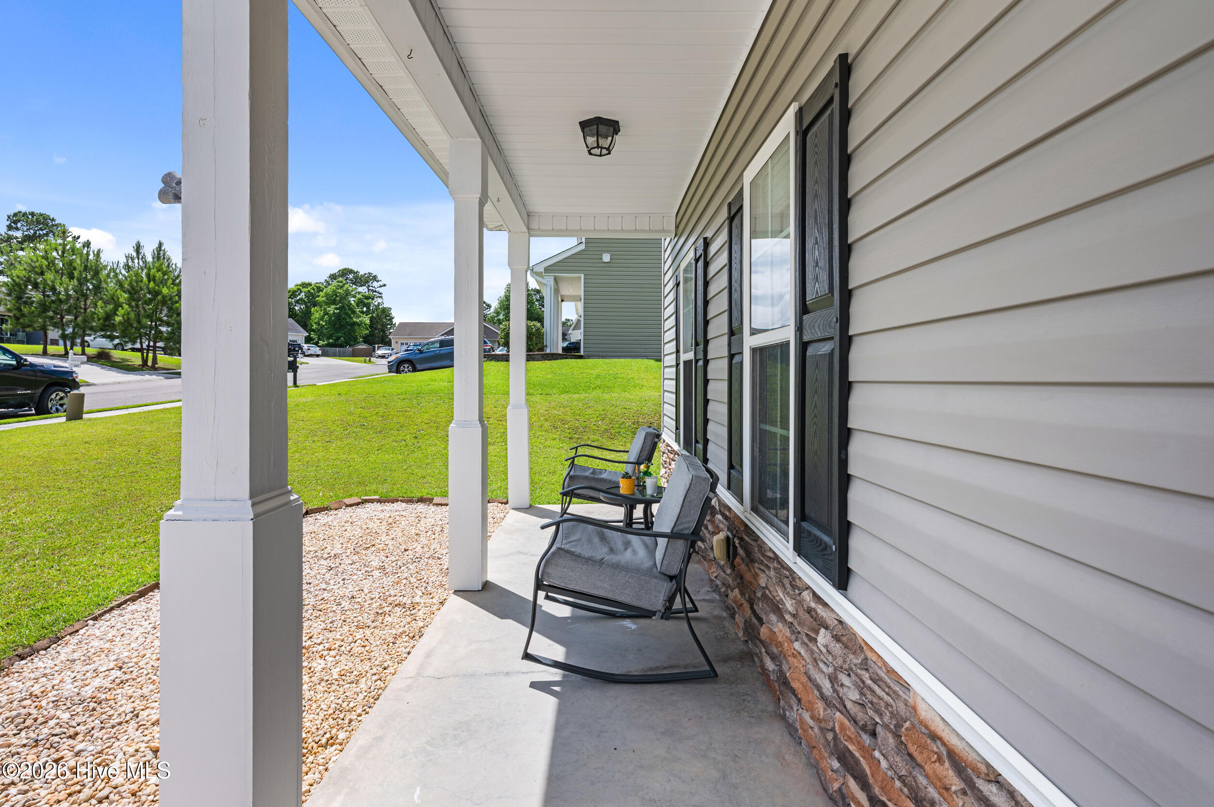 100 Tupelo Court