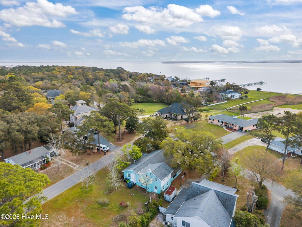 Photo of 109 River Drive, Southport, NC 28461 (MLS # 100564624)