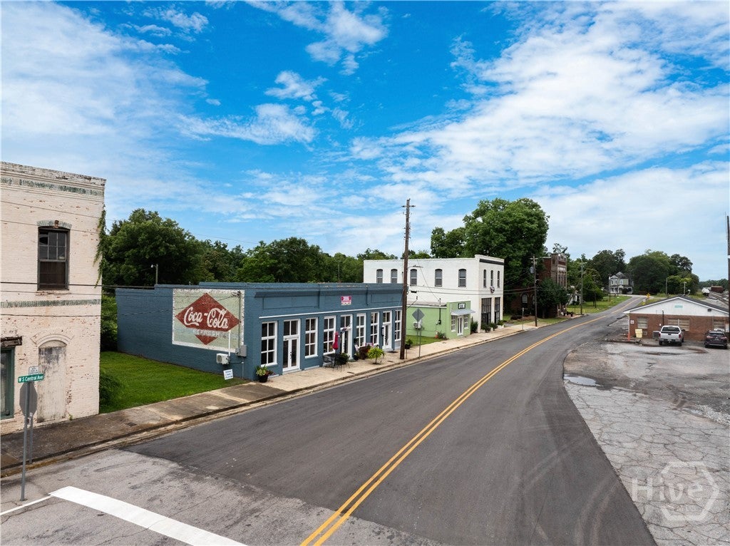 103-121 W South Central Avenue