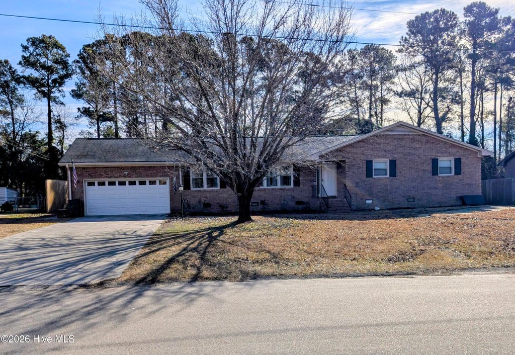 Photo of 5623 Wood Ridge Road, Wilmington, NC 28409 (MLS # 100550544)