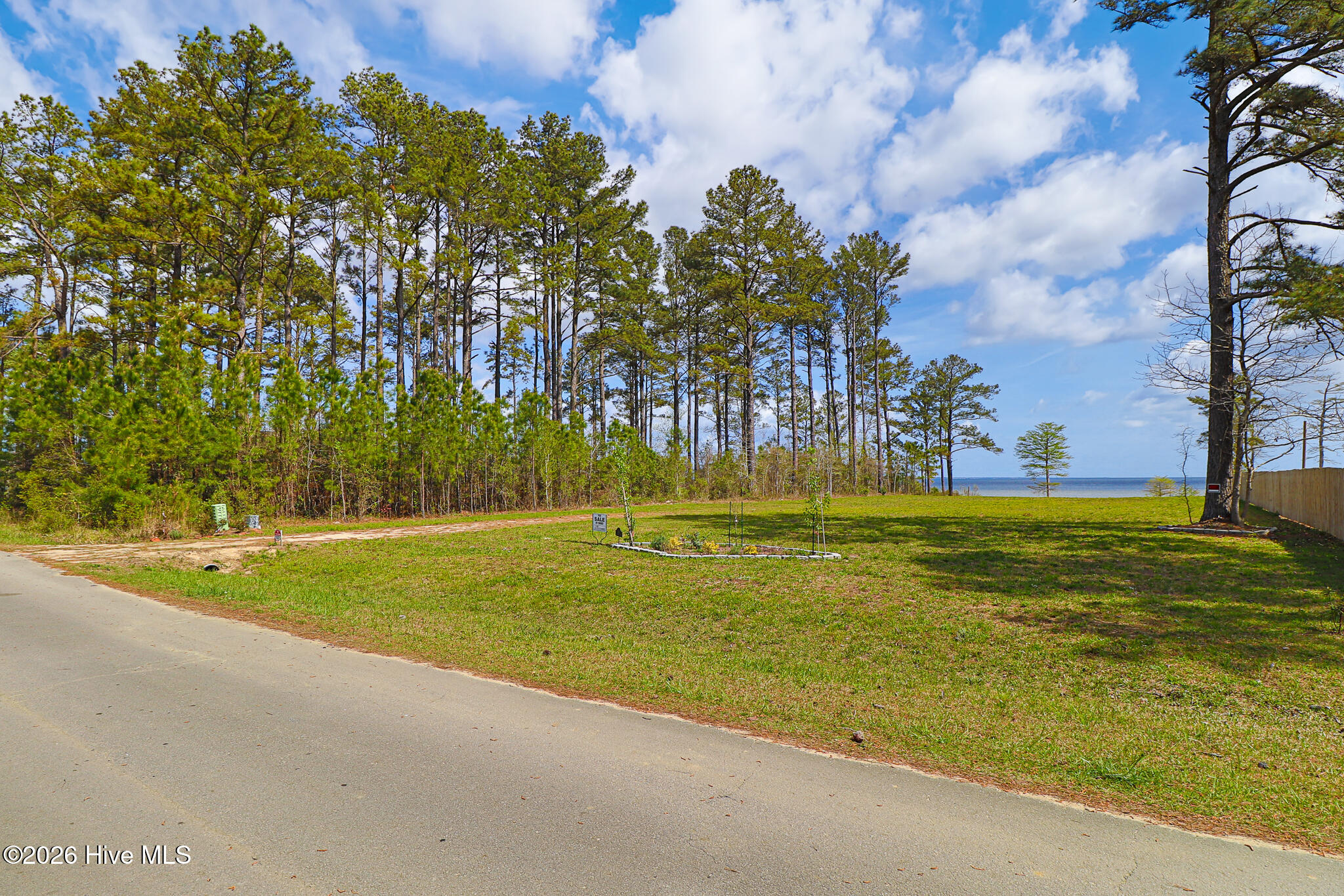 107 Cedarwood Drive
