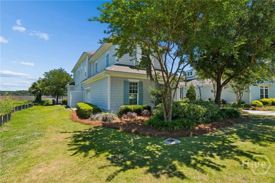 141 Bluffside Circle