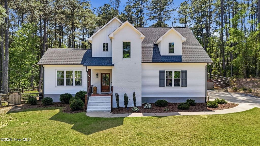 Photo of 60 Cardinal Drive, Whispering Pines, NC 28327 (MLS # 100569973)