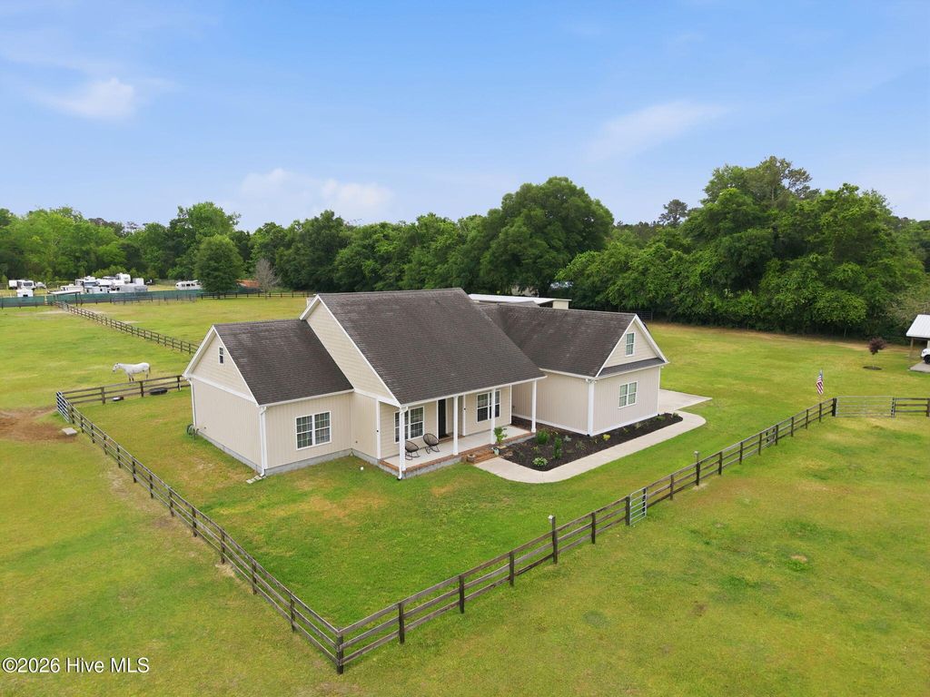 Photo of 6112 Sycamore Avenue, Castle Hayne, NC 28429 (MLS # 100571095)