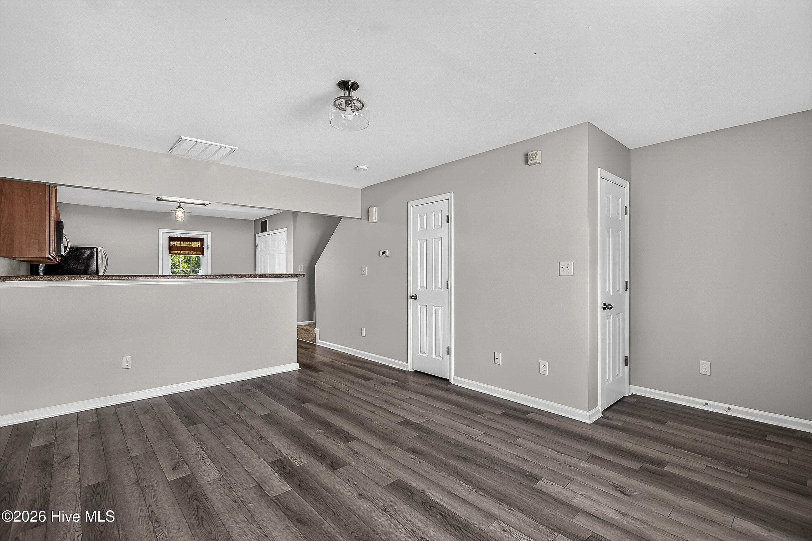 290 Caldwell Loop