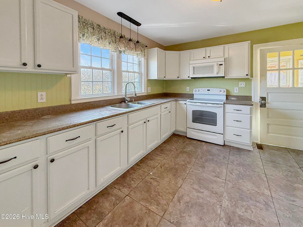 Photo of 2006 U.S. 17, Merry Hill, NC 27957 (MLS # 100552375)