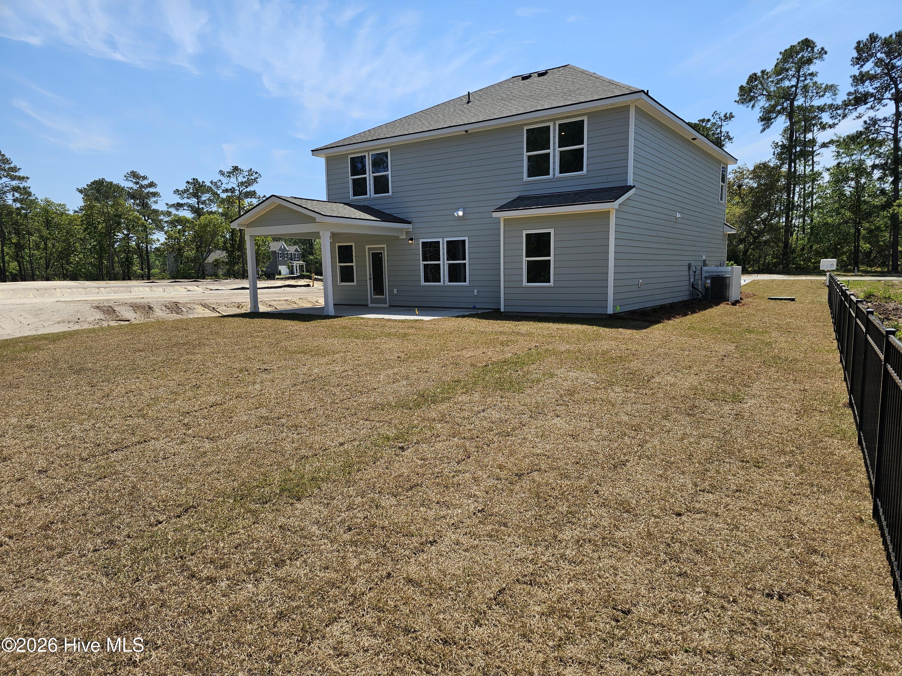 536 Glitter Bay Loop