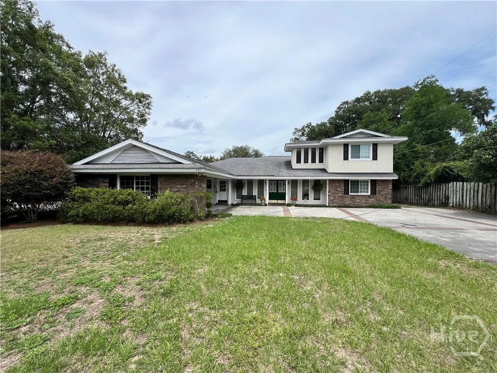 127 Pine Grove Drive