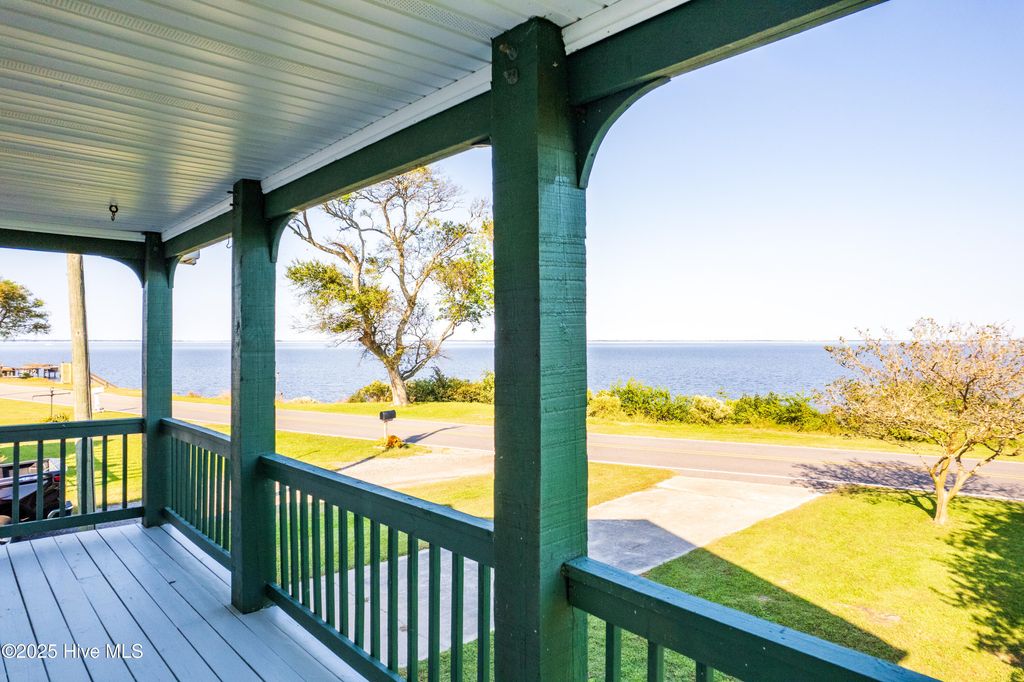 Photo of 1119 Waterlily Road, Coinjock, NC 27923 (MLS # 100538151)