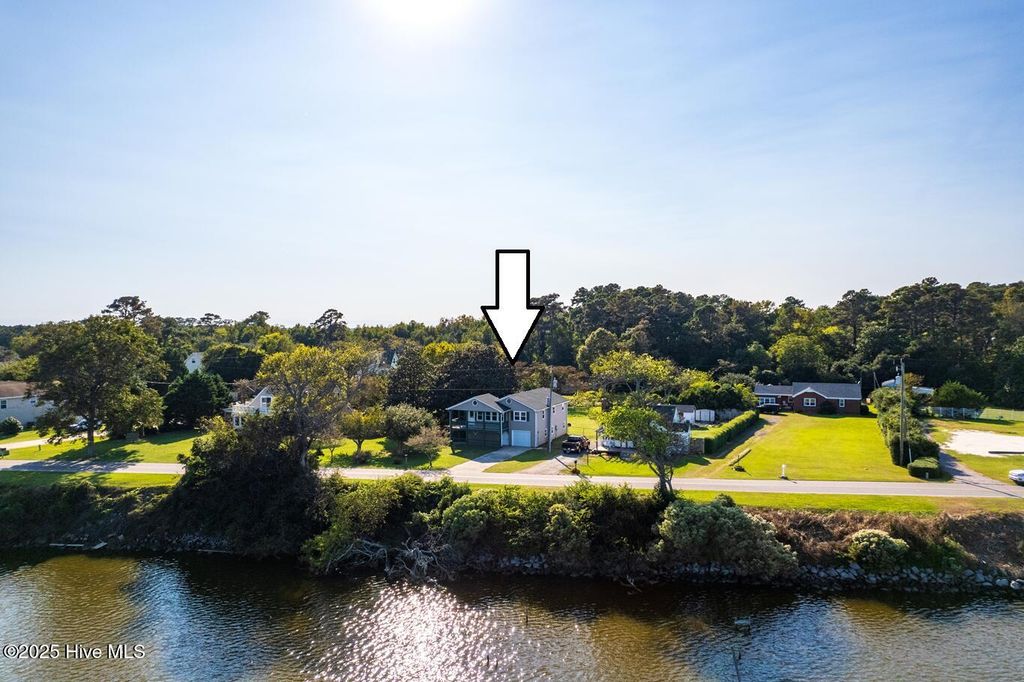 Photo of 1119 Waterlily Road, Coinjock, NC 27923 (MLS # 100538151)