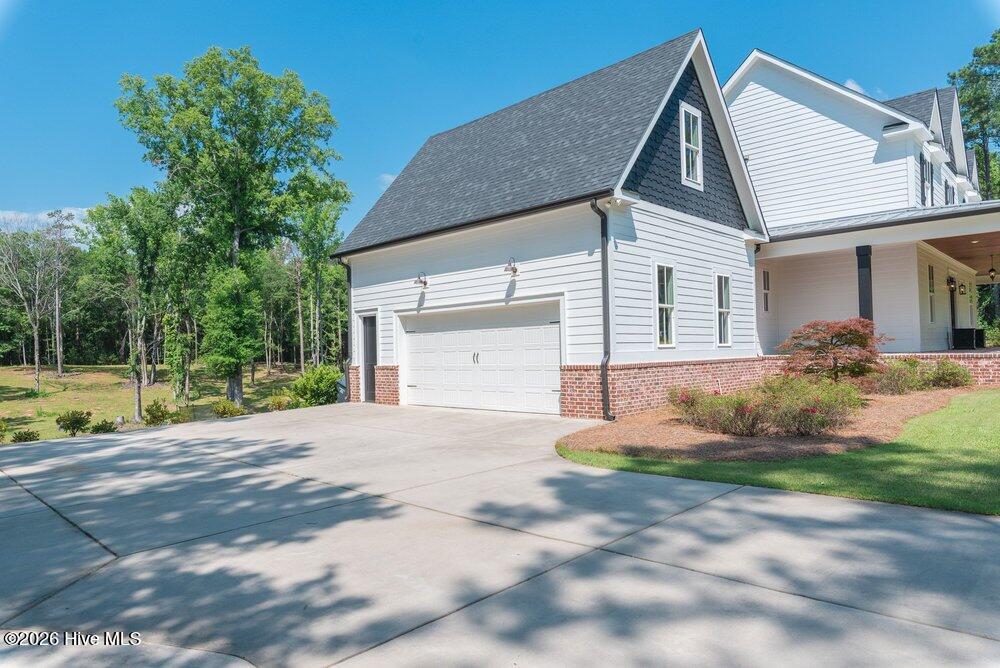 806 Sentinel Lane