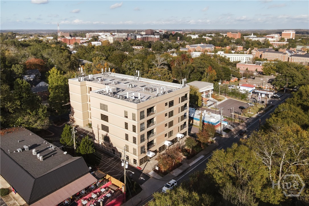 494 Baxter Street 32