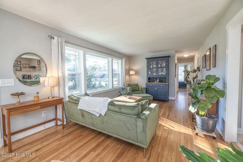 Tiny photo for 2401 Westminister Way, Wilmington, NC 28405 (MLS # 100545205)