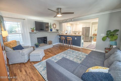 Tiny photo for 2401 Westminister Way, Wilmington, NC 28405 (MLS # 100545205)