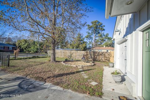 Tiny photo for 2401 Westminister Way, Wilmington, NC 28405 (MLS # 100545205)