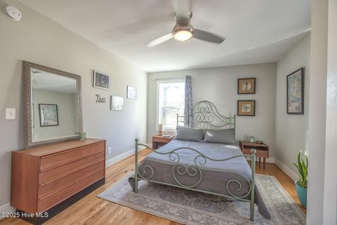 Tiny photo for 2401 Westminister Way, Wilmington, NC 28405 (MLS # 100545205)