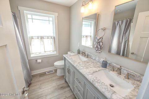 Tiny photo for 2401 Westminister Way, Wilmington, NC 28405 (MLS # 100545205)