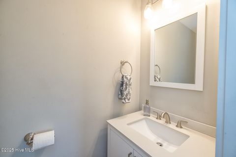 Tiny photo for 2401 Westminister Way, Wilmington, NC 28405 (MLS # 100545205)